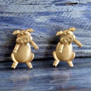 Vintage J.J Pewter dangling Pig Earrings // Jonette Jewellery, Pierced Ears, 19